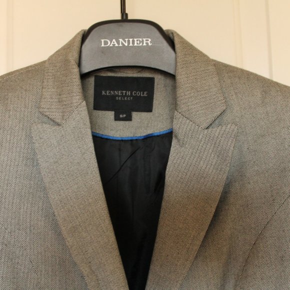 Women's Grey Blazer (LAST CHANCE!!) - Picture 2 of 5